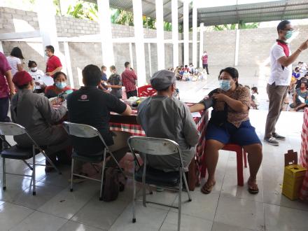 Vaksinasi Covid-19 Desa Banjarasem Dengan Jatah 200 Dosis Capai Target 100%