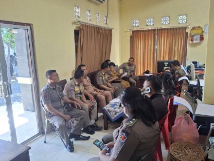 Pendataan Satlinmas Kecamatan Seririt Upaya Penguatan Kapasitas Keamanan Desa Banjarasem